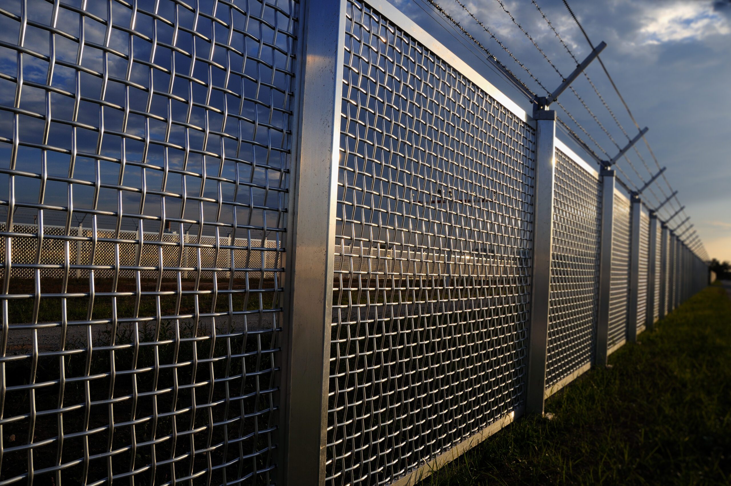 security perimeter fence